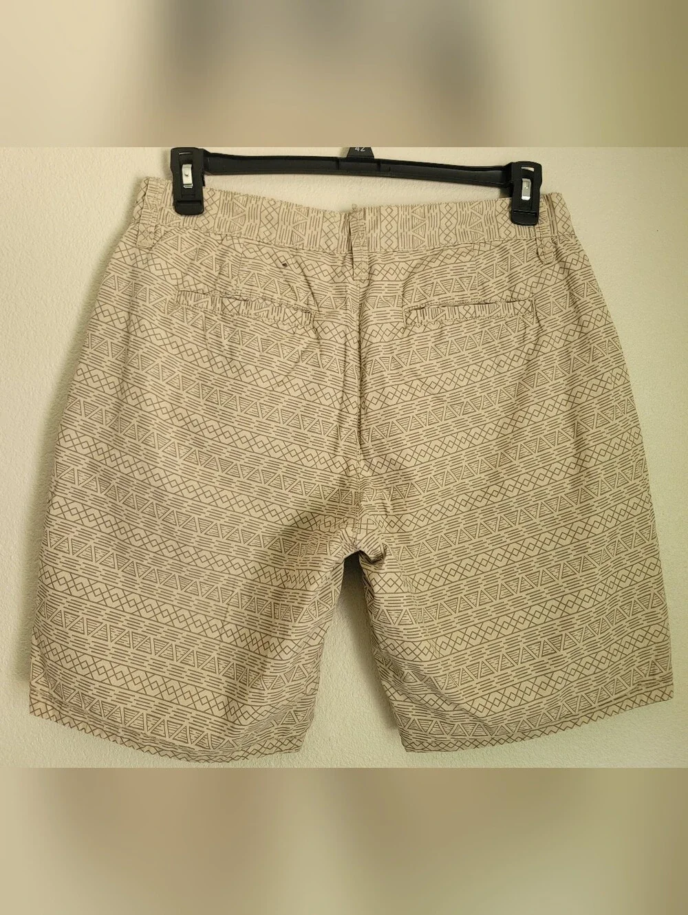 Aeropostale Double-sided shorts, camouflage and Tan Geometric-Print Men’s - Picture 2 of 7